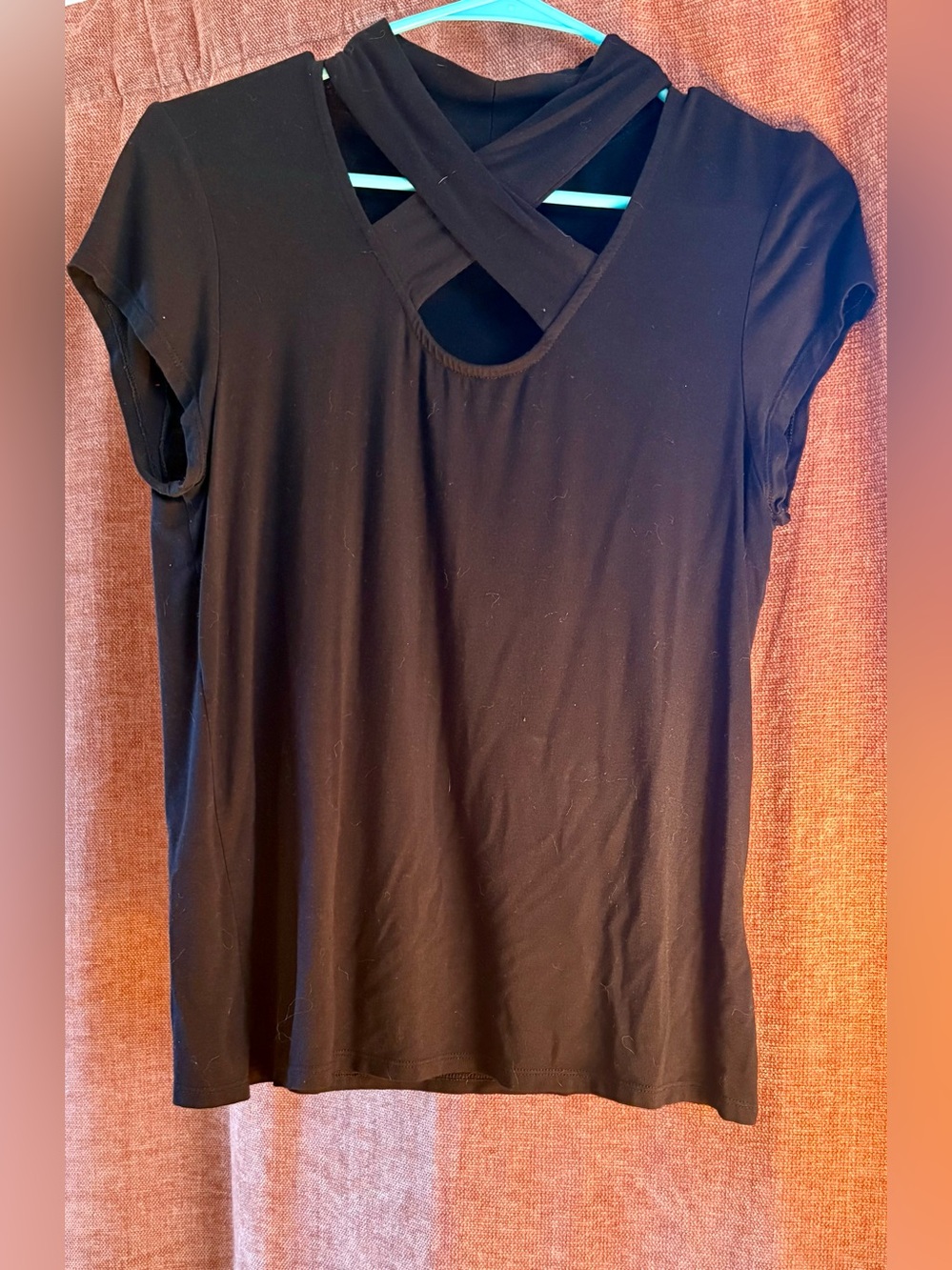 Cable & Gauge Black Criss Cross Neck Short Sleeve Top Size M